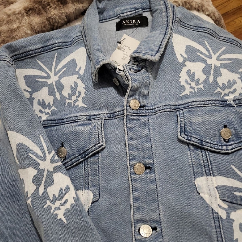 Akira butterfly jacket